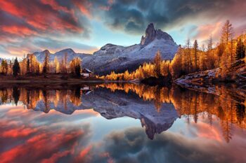 Acrylglasbild „Spiegelnde Berge“ 80 x 120 cm