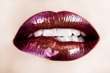 Glasbild „Nice Lips“ 80 x 120 cm