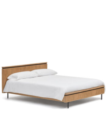Solid wood bed "Liccio" 180x 213 cm